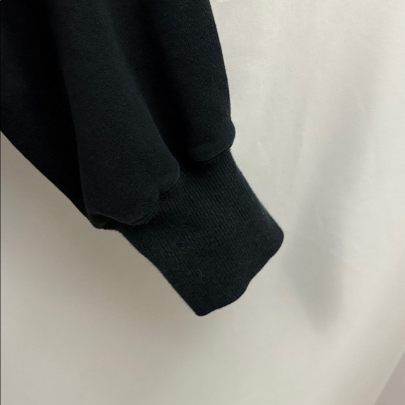 Nike Women’s Cropped Hoodie Size Medium Black Center Swoosh - Picture 7 of 9